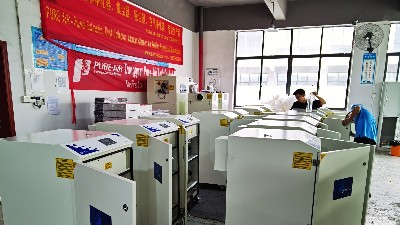 工業(yè)粉塵除塵器，執(zhí)信環(huán)保為工業(yè)加工提供高效除塵設備。