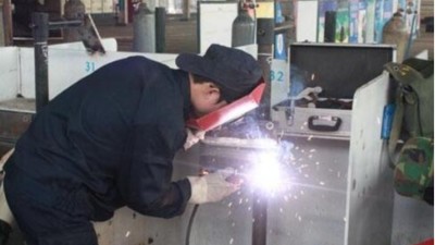 焊接凈化器,焊接煙氣凈化器,執(zhí)信環(huán)保實力廠家。