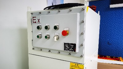 小型防爆除塵器-單機(jī)脈沖防爆除塵器-執(zhí)信環(huán)保制造廠家！