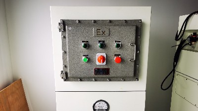 工業(yè)防爆除塵器,執(zhí)信環(huán)保專注車間安全粉塵凈化設備制造。